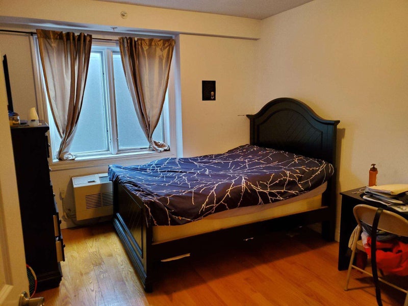 '1100 Room for rent in 2BR/2Bath NYC Area Apt.' Room to Rent from