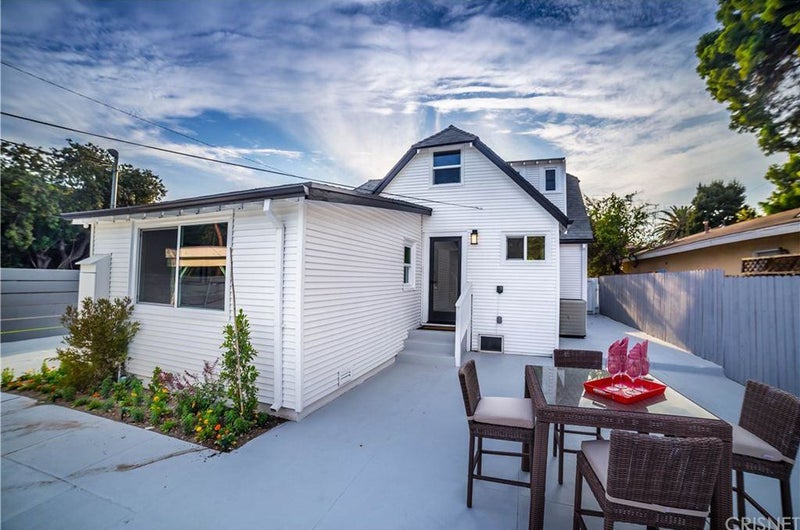 'Room for Rent w/ Separate Entrance ' Room to Rent from SpareRoom