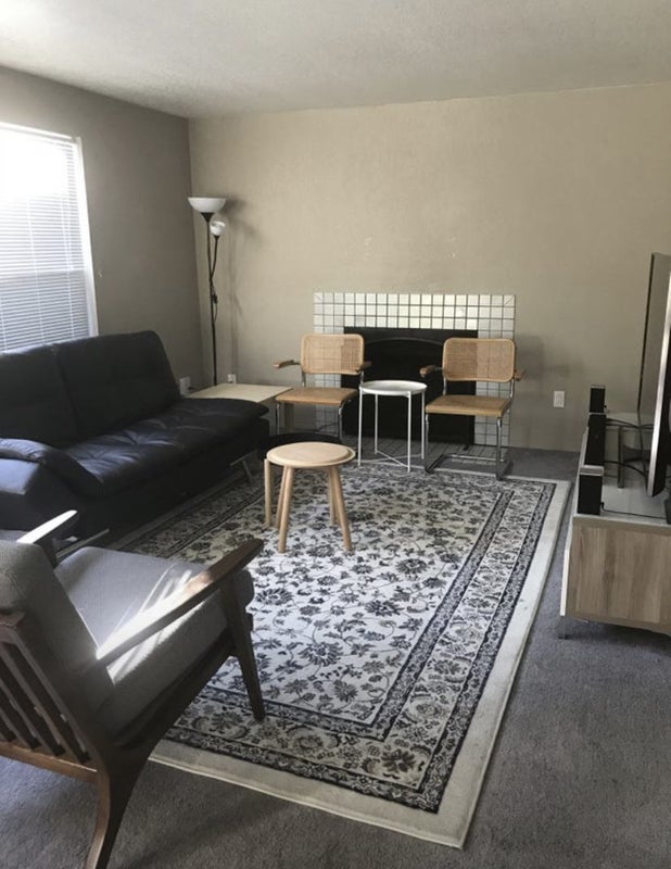 'Lynnwood Duplex home seeking roommate' Room to Rent from SpareRoom