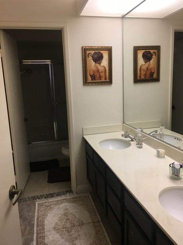 '5 min to CSUN. 1 room, all included' Room to Rent from SpareRoom