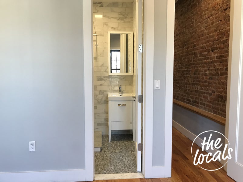 'Rooms for rent with private bathrooms!' Room to Rent from SpareRoom