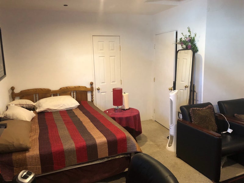 'Woodland Hills Room For Rent' Room to Rent from SpareRoom