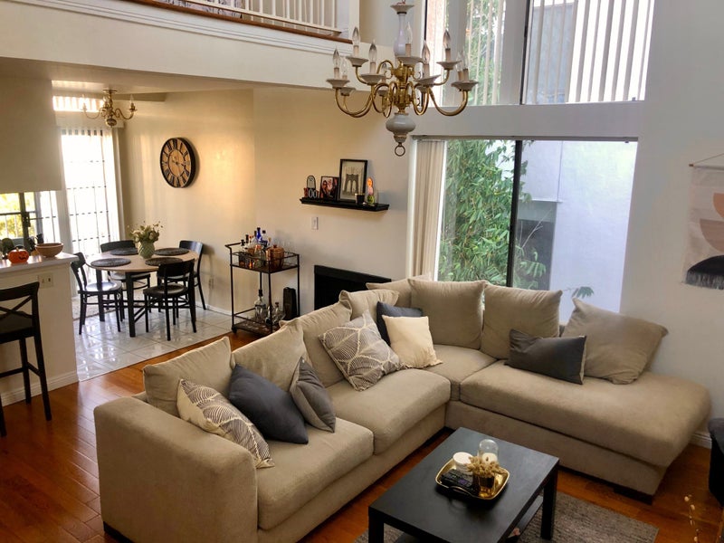 'Room in Spacious TwoBed, TwoBath WeHo Apartment' Room to Rent from