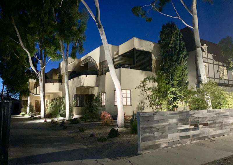 'Spacious 2floor apartment MidWilshire ' Room to Rent from SpareRoom