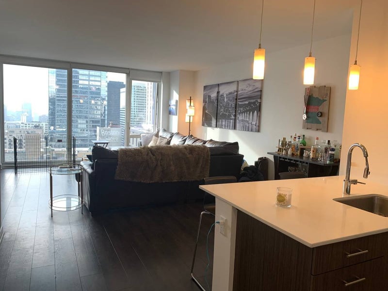 'Luxury HighRise in Chicago Loop 5 mo. sublet' Room to Rent from SpareRoom