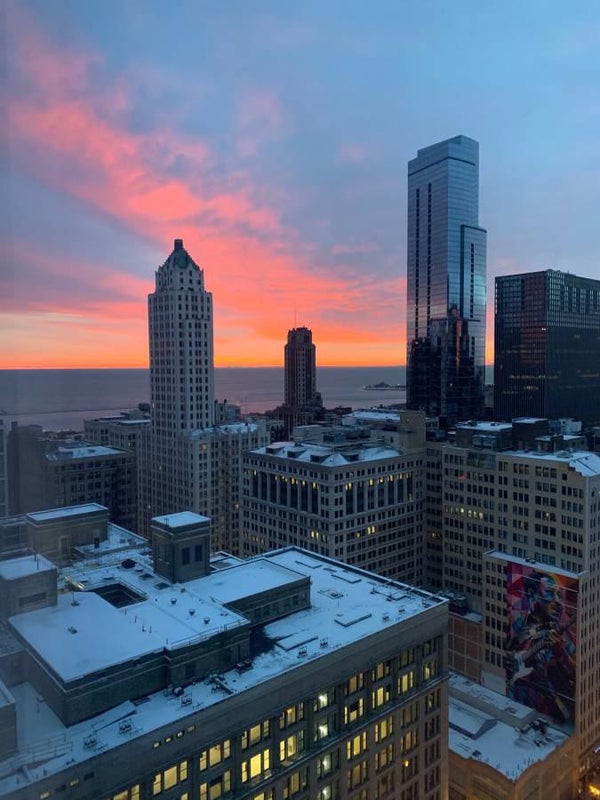 'Luxury HighRise in Chicago Loop 5 mo. sublet' Room to Rent from SpareRoom