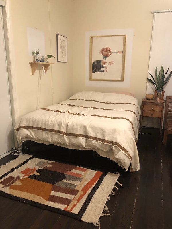 'Spacious Studio Apartment in Central Koreatown' Room to Rent from