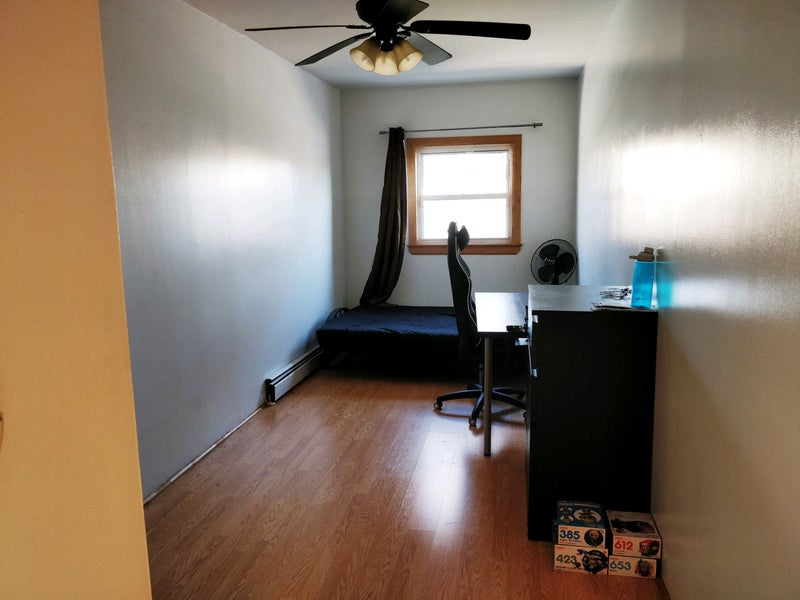 'Privare Room in bensonhurst (Unfurnished)' Room to Rent from SpareRoom