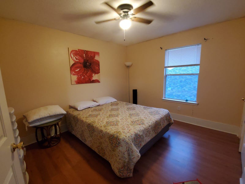 'RENT IN KATY' Room to Rent from SpareRoom