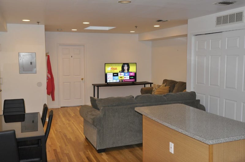 'Price Negotiable Full Furnish W/ All Included!' Room to Rent from ...