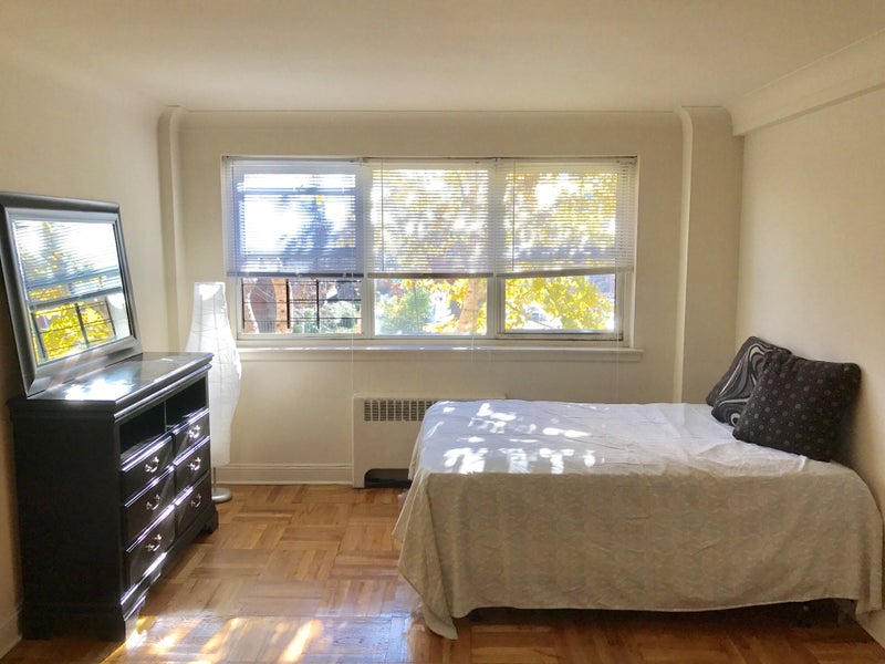 'Private Room For RentCouples Ok!!!' Room to Rent from SpareRoom