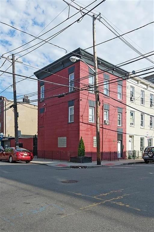 '1 Bedroom Apartment in Jersey City Heights' Room to Rent from SpareRoom