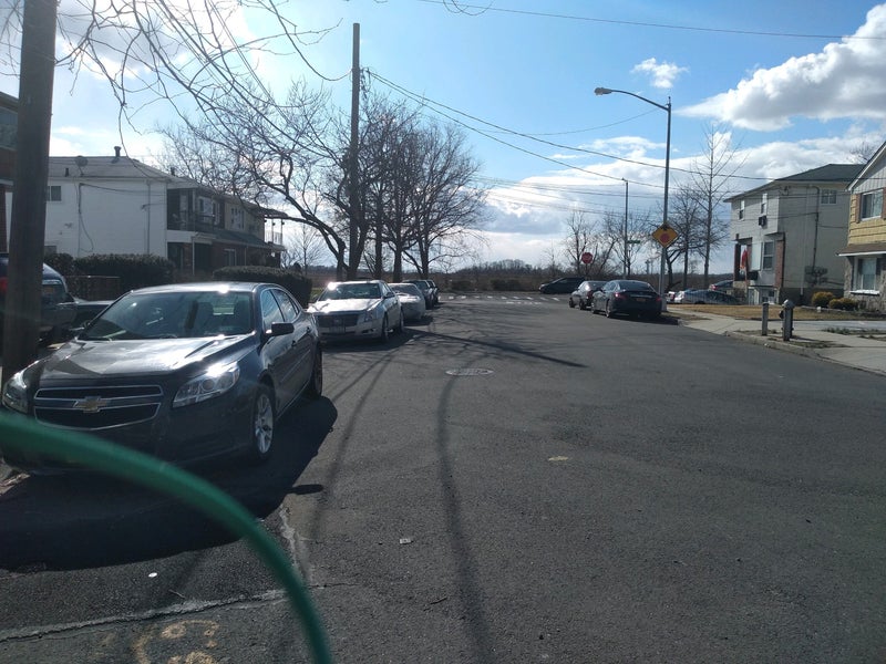 'Apartment/house share in Rosedale' Room to Rent from SpareRoom