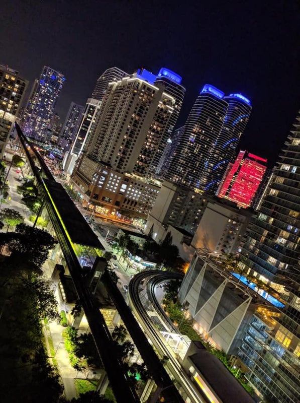 'Spacious room available in Brickell' Room to Rent from SpareRoom