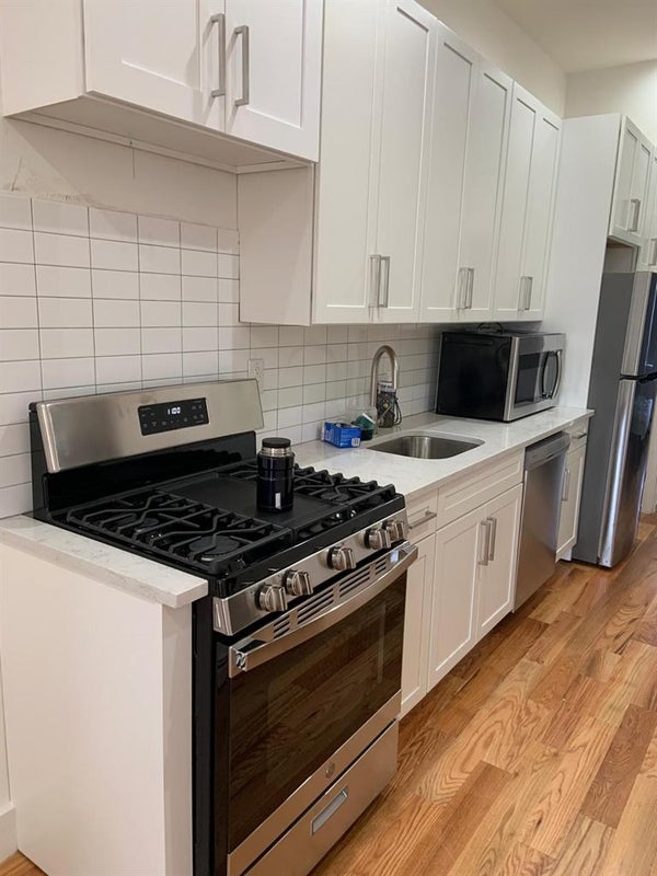 'Newly Furnished Room for Rent in Ridgewood ' Room to Rent from SpareRoom