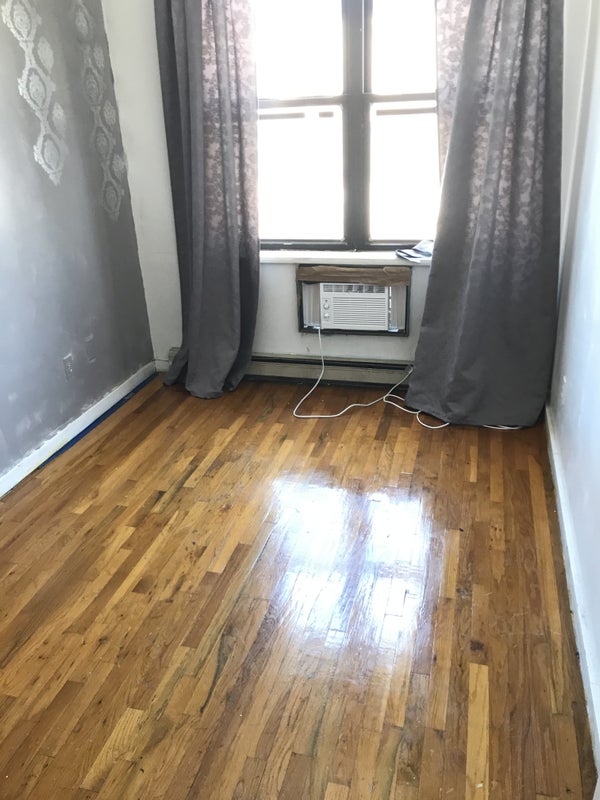 'Room available in Gowanus Apartment 950!' Room to Rent from SpareRoom