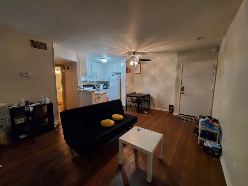 '900/Private Room/Near Pierce College, CSUN and bu' Room to Rent from SpareRoom