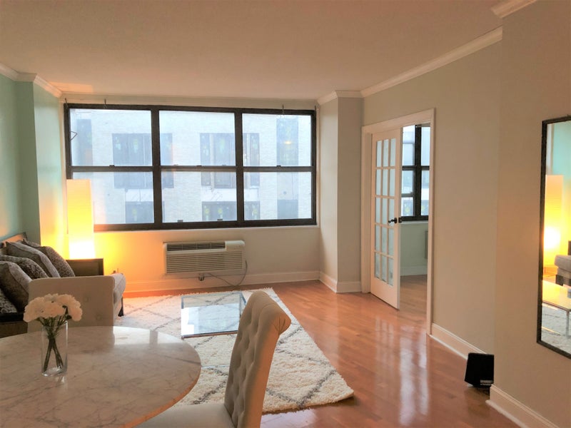 'Great Apartment, All Utilities included.' Room to Rent from SpareRoom