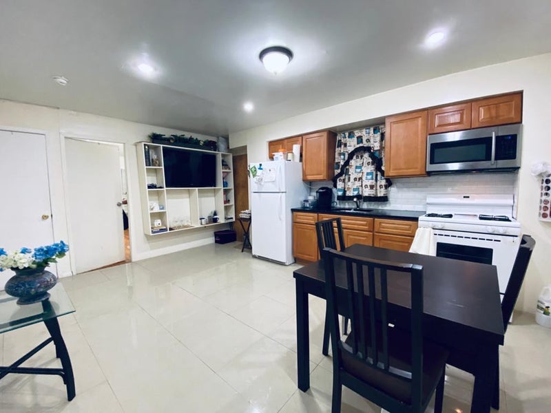 'Room for rent in Woodside ' Room to Rent from SpareRoom