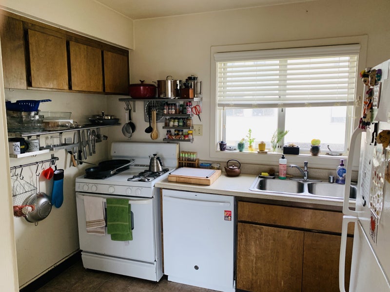 'SF Presidio Baker Beach Room in 3BR Apartment' Room to Rent from SpareRoom