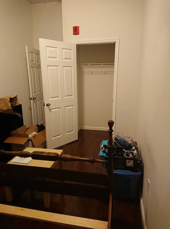 'Room For Rent In Center City Great Place (See Be' Room to Rent from