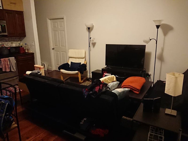 'Room For Rent In Center City Great Place (See Be' Room to Rent from