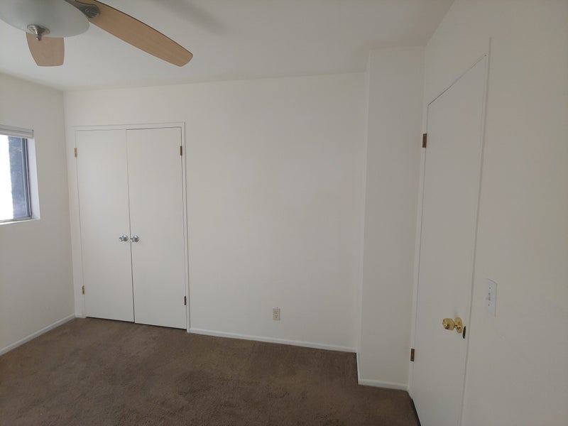 'Room for rent in gated community in Culver City. ' Room to Rent from
