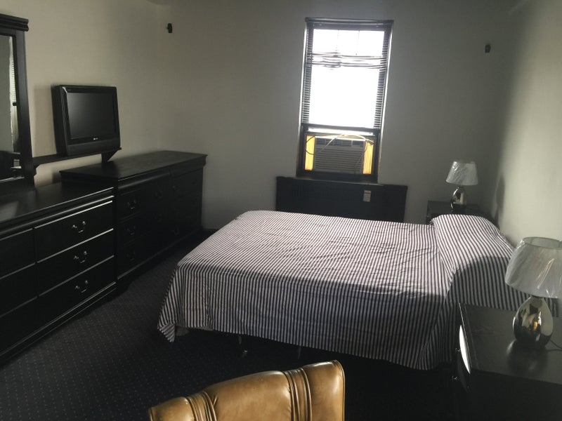 'Large Furnished Room 225/wk Bronx, Grand Concrse ' Room to Rent from