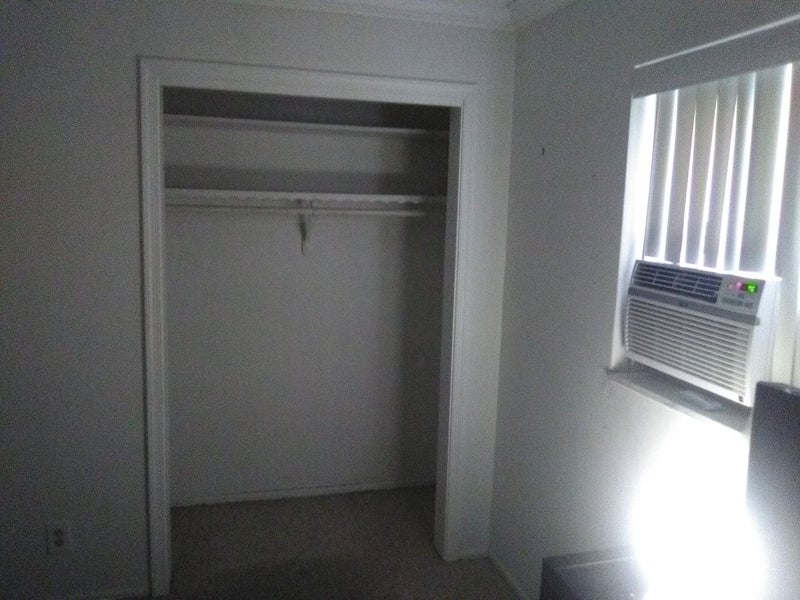 '2 Beds 2 Baths House in Tamarac' Room to Rent from SpareRoom