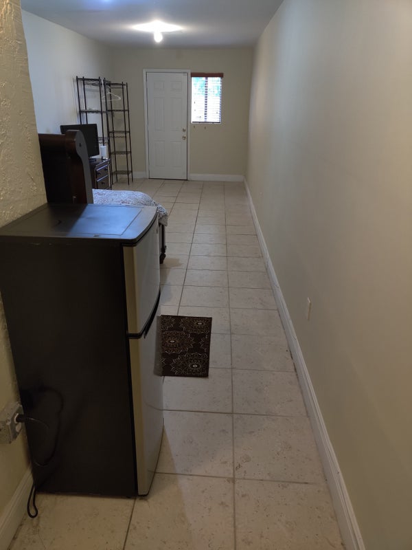 'Efficiency In The Heart Of Kendall' Room to Rent from SpareRoom