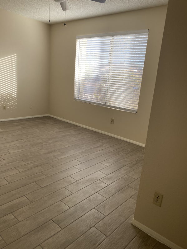 'Large unfurnished bedroom for rent' Room to Rent from SpareRoom