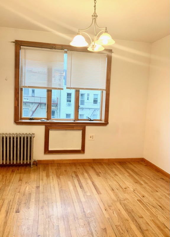 '11X11 Bedroom With Private Bathroom' Room to Rent from SpareRoom