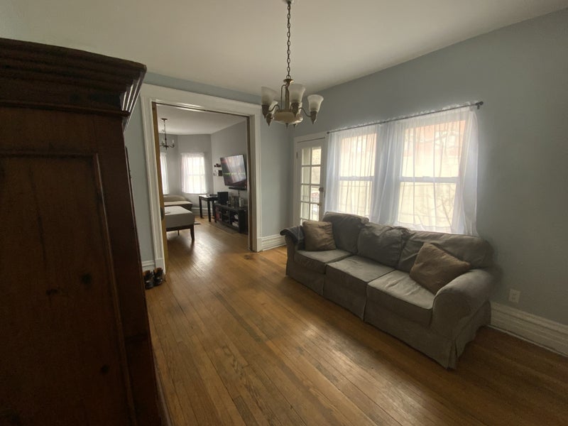 'Unfurnished room in Lakeview Chicago ' Room to Rent from SpareRoom