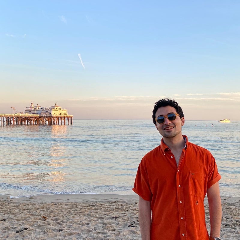 '12 Roommates In Jersey City' Roommate from SpareRoom