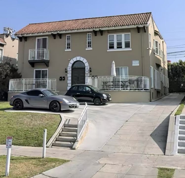 '12’x18’ room in 3b/1.5ba Koreatown' Room to Rent from SpareRoom