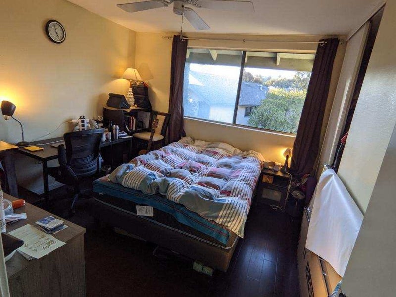 'Bright, large room in townhouse near UCSD ' Room to Rent from SpareRoom