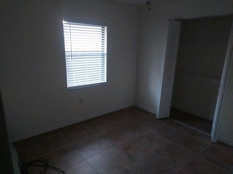 'Room Available In Downtown Tavares ' Room to Rent from SpareRoom