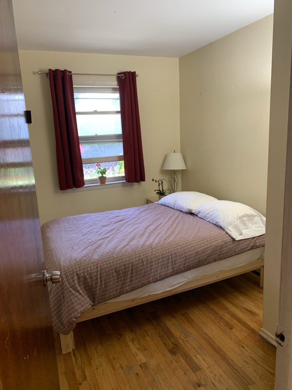 'Rent Nice & Peaceful Room in Briarwood' Room to Rent from SpareRoom