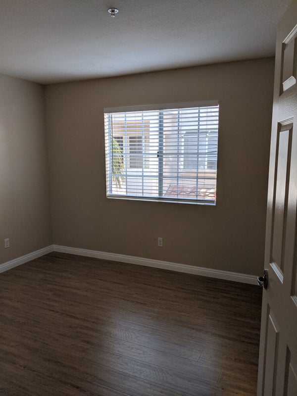'2 Bedrooms available at Tustin Townhouse' Room to Rent from SpareRoom