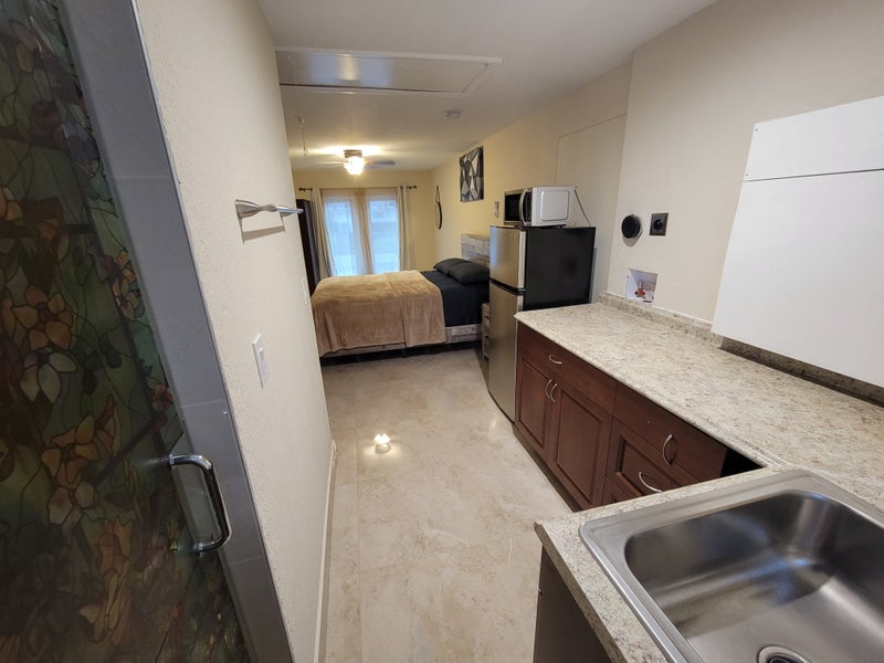 'Luxury Studio Efficiency for rent near FAU Boca' Room to Rent from