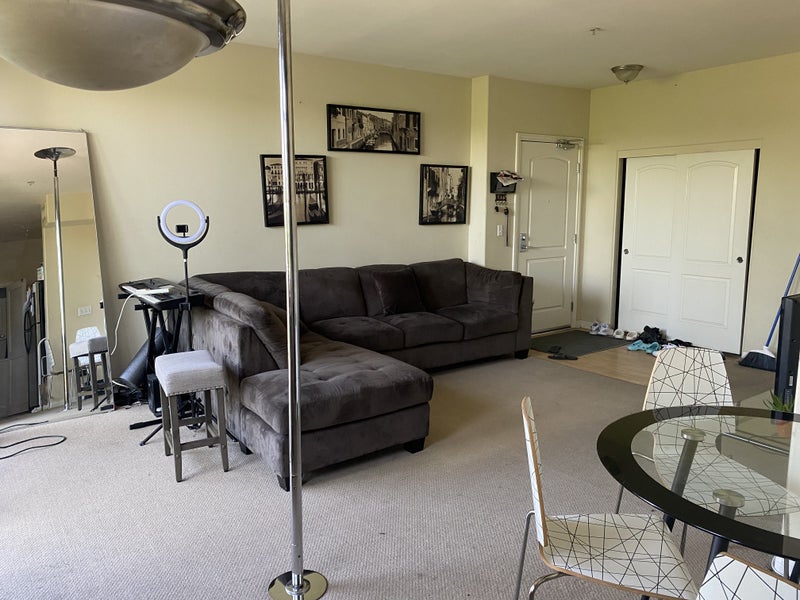 'Shared Room For Rent Next To Csun!' Room to Rent from SpareRoom