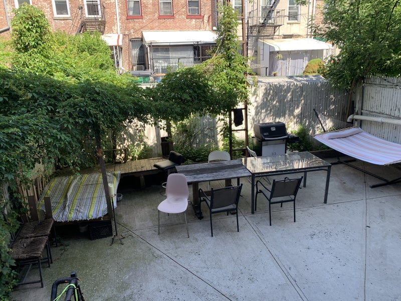 'Bushwick Duplex Seeks 2 Roommates!' Room to Rent from SpareRoom