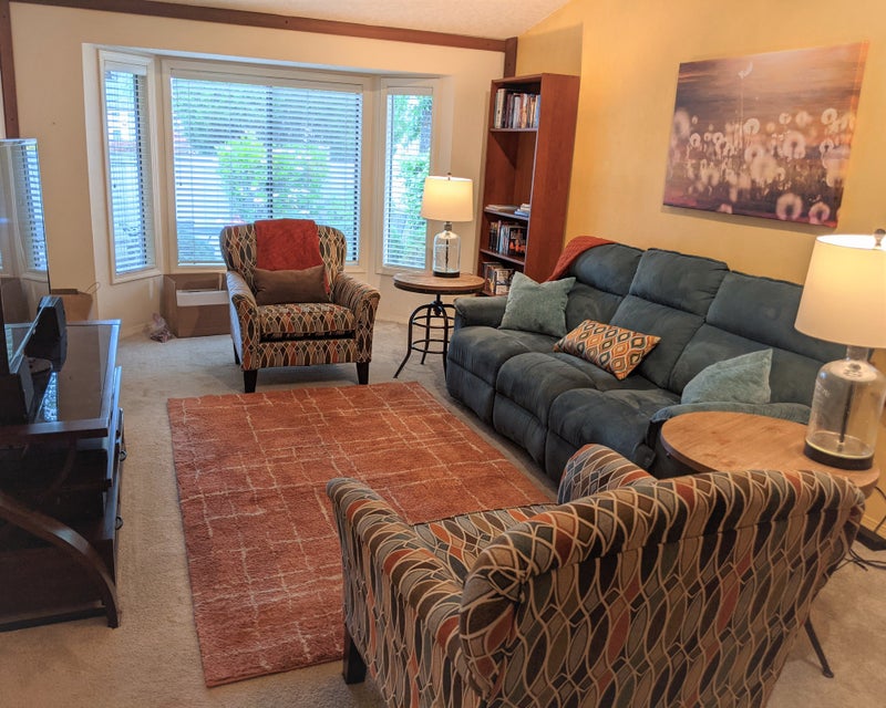 '2 rooms for rent in Tigard' Room to Rent from SpareRoom