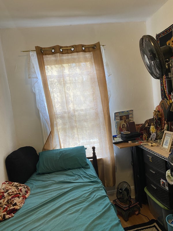 'Small and big bedroom for rent' Room to Rent from SpareRoom