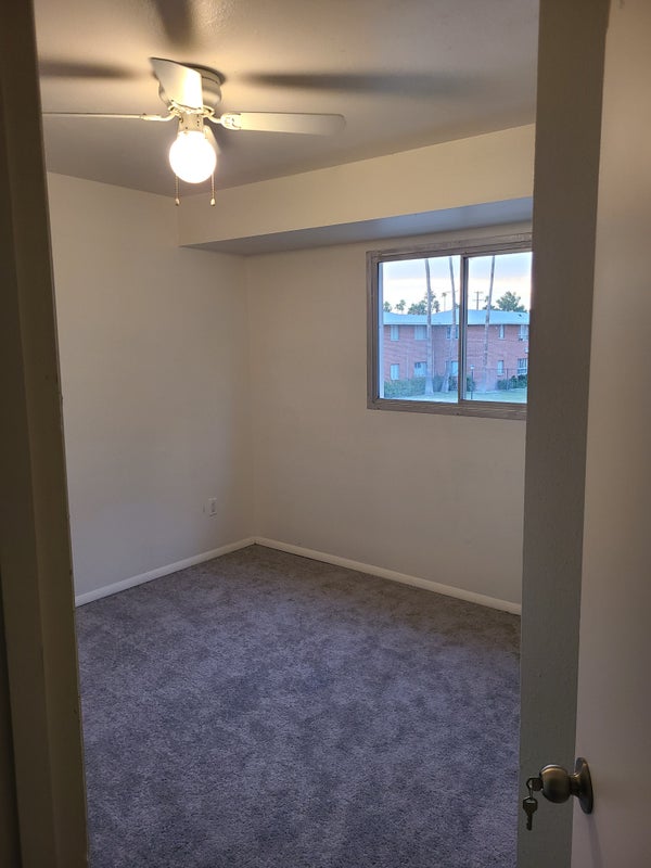 '1 Comfy Room w/shared bath near Downtown Phx' Room to Rent from SpareRoom