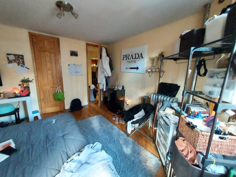 'Rooms available Sherman Ave Inwood/Wash, Heights' Room to Rent from
