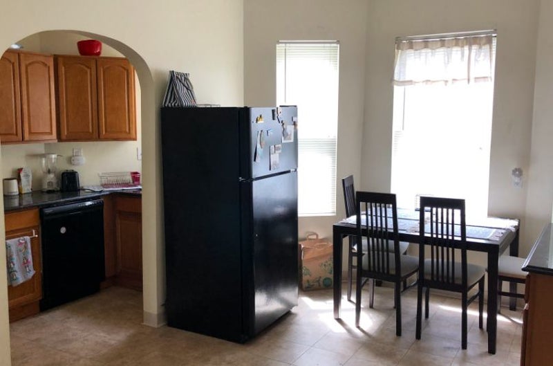 'Lovely Oak Square Brighton neighborhood apt' Room to Rent from SpareRoom