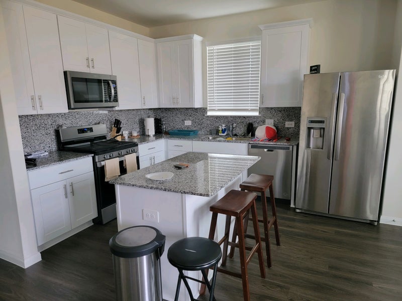 'Rooms for rent near Hobby Airport' Room to Rent from SpareRoom
