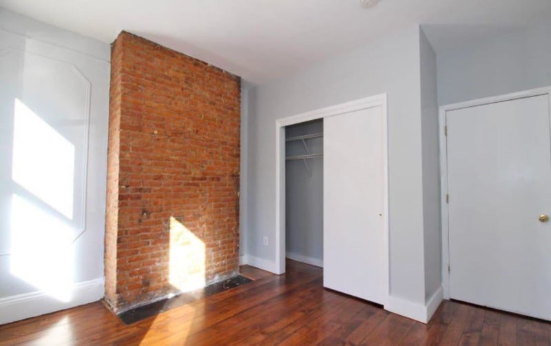 'Looking for chill roommate Jersey City Heights' Room to Rent from