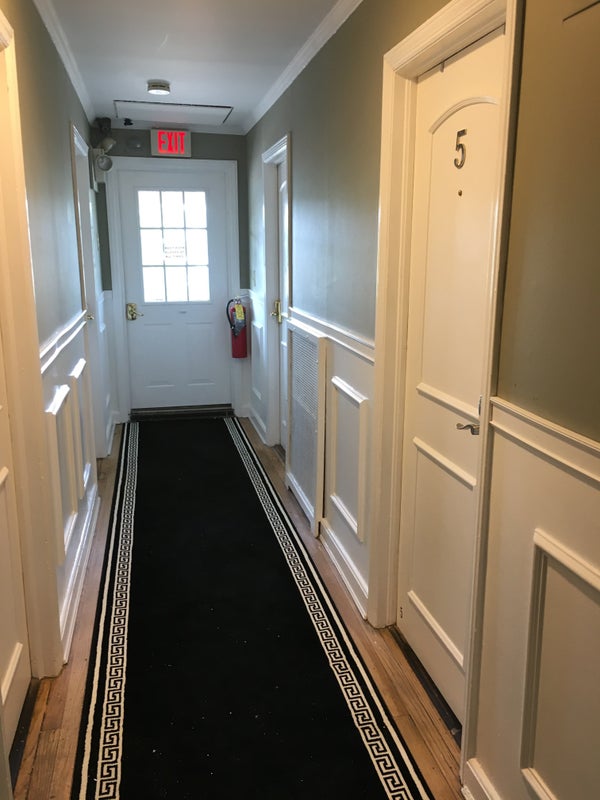 'Room for rent in Glen Cove' Room to Rent from SpareRoom